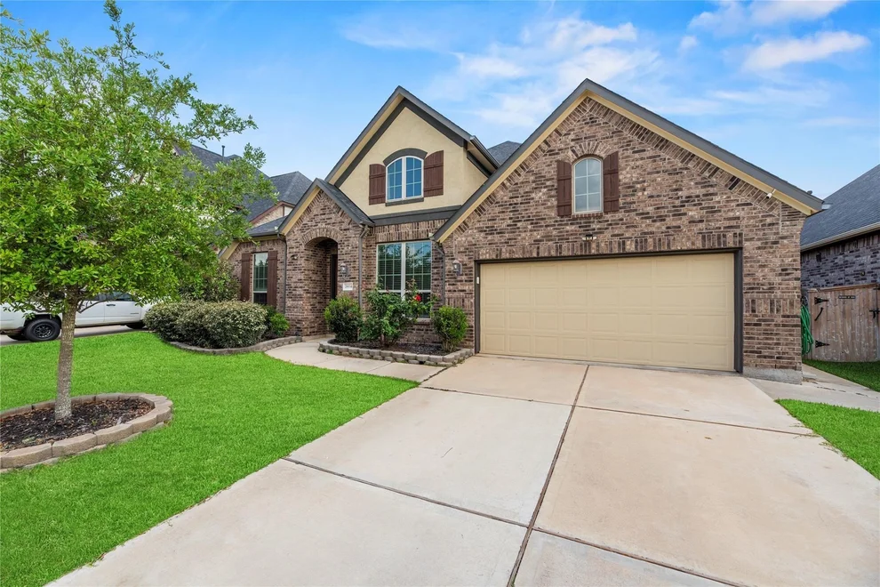 Unit for sale at 28934 Canyon Oak Drive, Katy, TX 77494