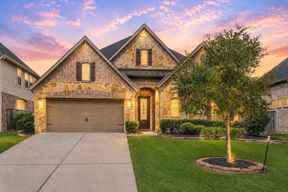 Unit for sale at 510 Blossom Cove Court, Pinehurst, TX 77362