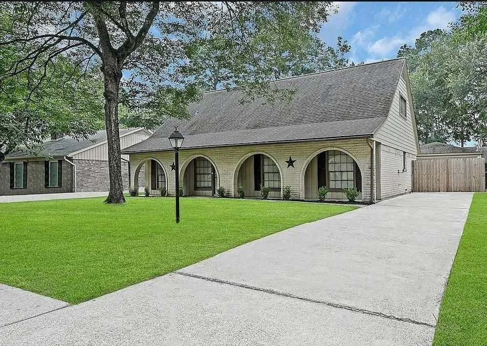 Unit for sale at 9611 Crail Drive, Spring, TX 77379