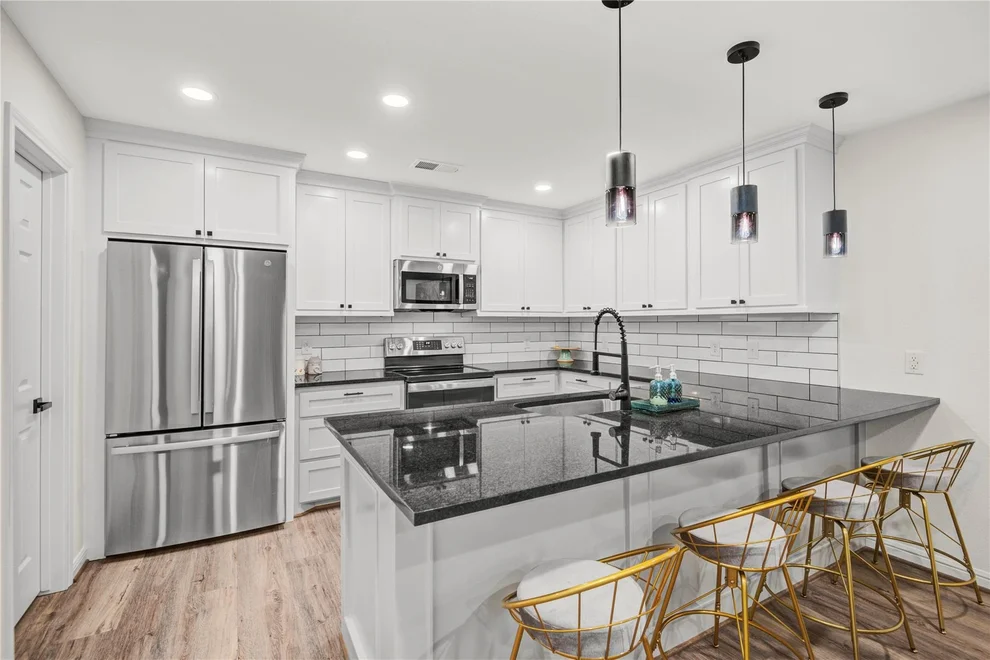 Unit for sale at 2514 Blackjack Oak Place, The Woodlands, TX 77380