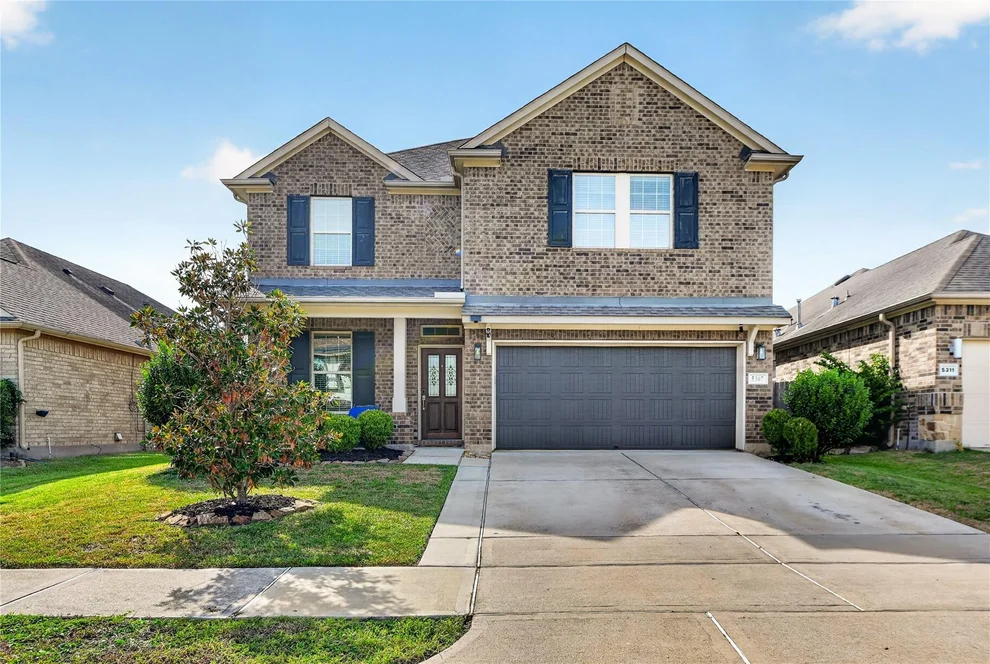 Unit for sale at 5307 Royal Press Drive, Katy, TX 77493