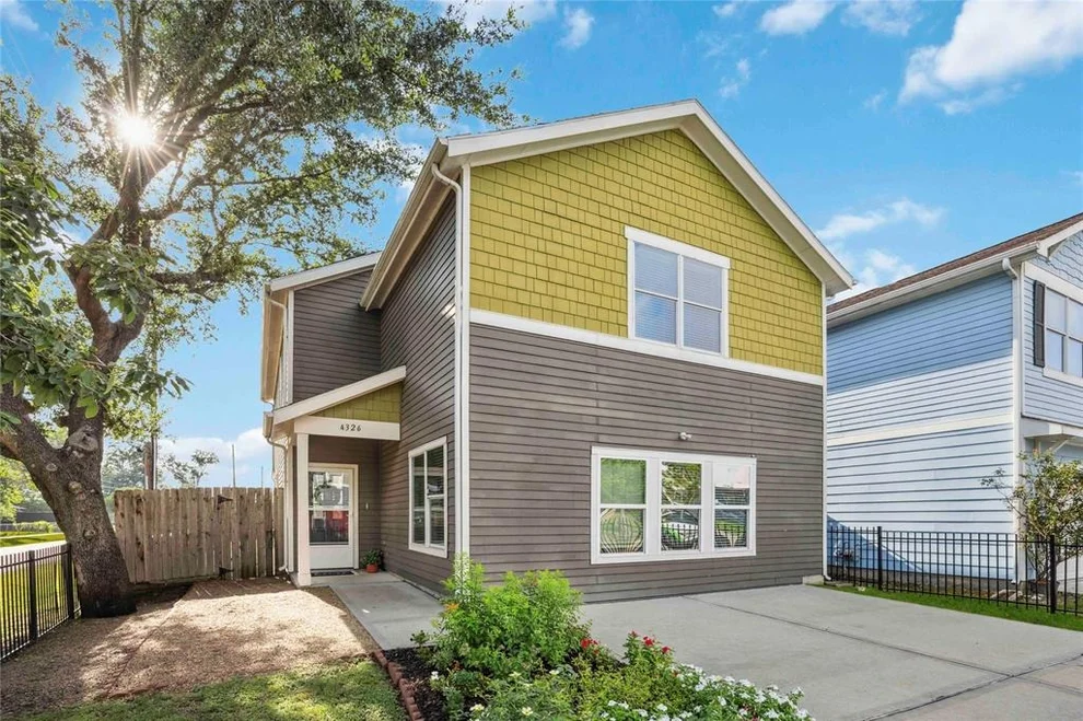 Unit for sale at 4326 Darter Street, Houston, TX 77009