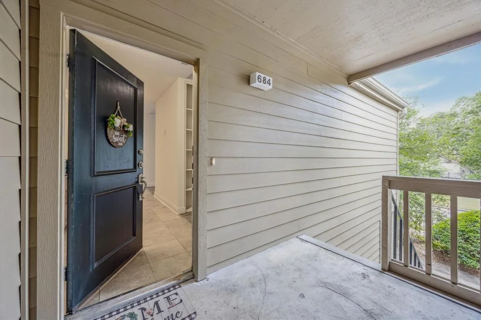 Unit for sale at 2100 Tanglewilde Street, Houston, TX 77063