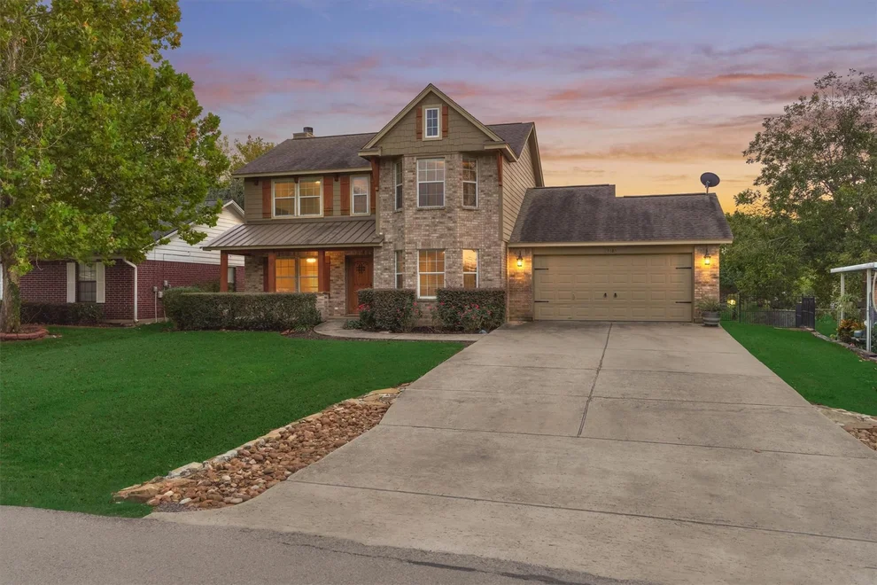 Unit for sale at 13185 Bluff View Drive, Willis, TX 77318