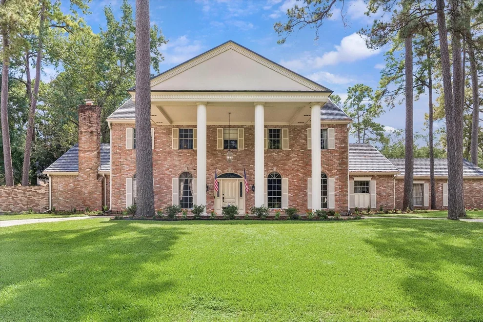 Unit for sale at 5423 Graystone Lane, Houston, TX 77069