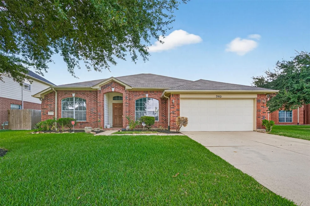 Unit for sale at 3910 Caramel Point Court, Fresno, TX 77545