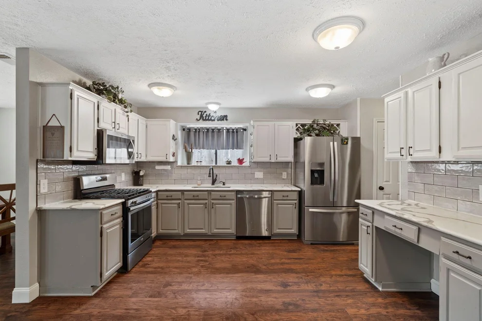 Unit for sale at 2437 Willow Bend Drive, Richmond, TX 77406