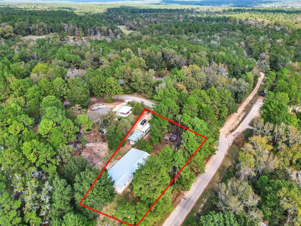 Unit for sale at 14321 Forest Circle E, Montgomery, TX 77356