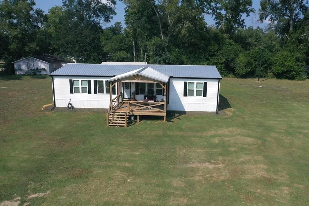 Unit for sale at 355 N Lelia, Kirbyville, TX 75956