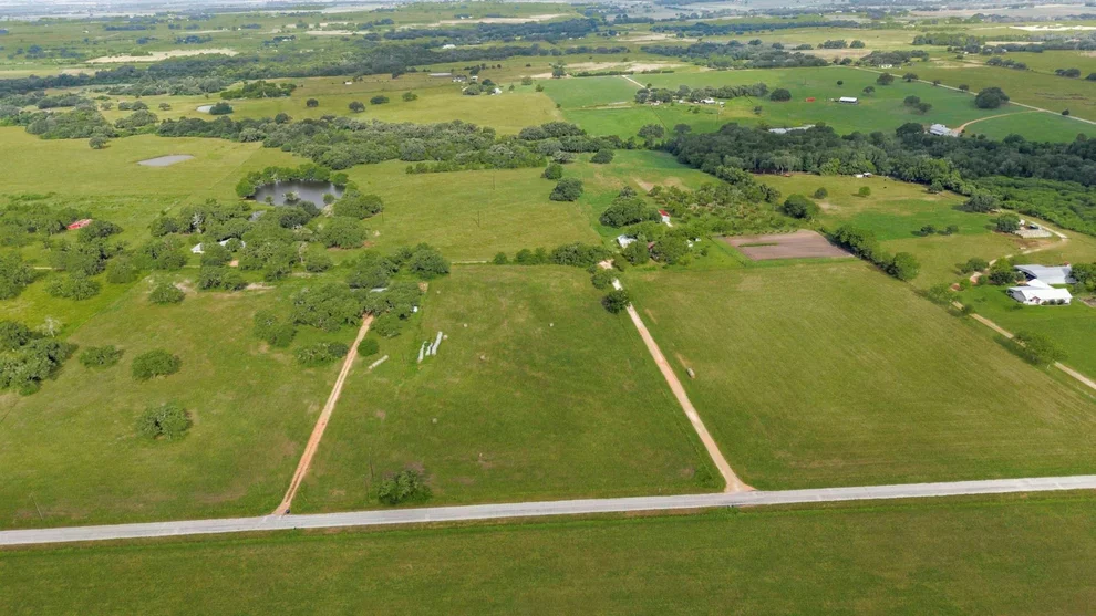 Unit for sale at 0 County Road 182, Hallettsville, TX 77964