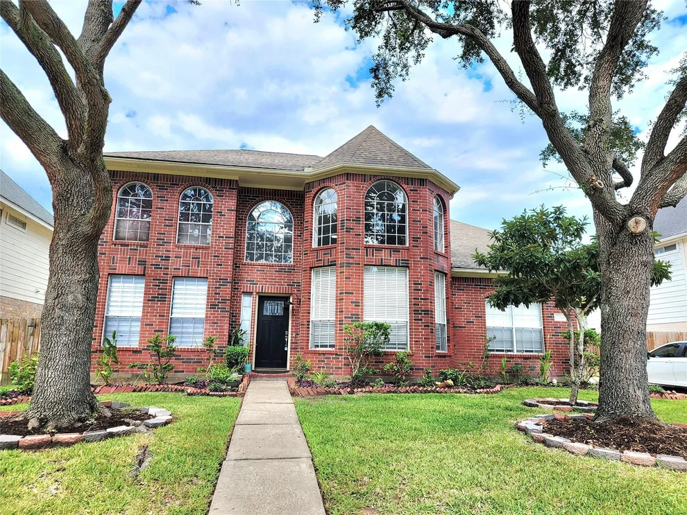 Unit for sale at 12014 Natural Bridges Lane, Sugar Land, TX 77498