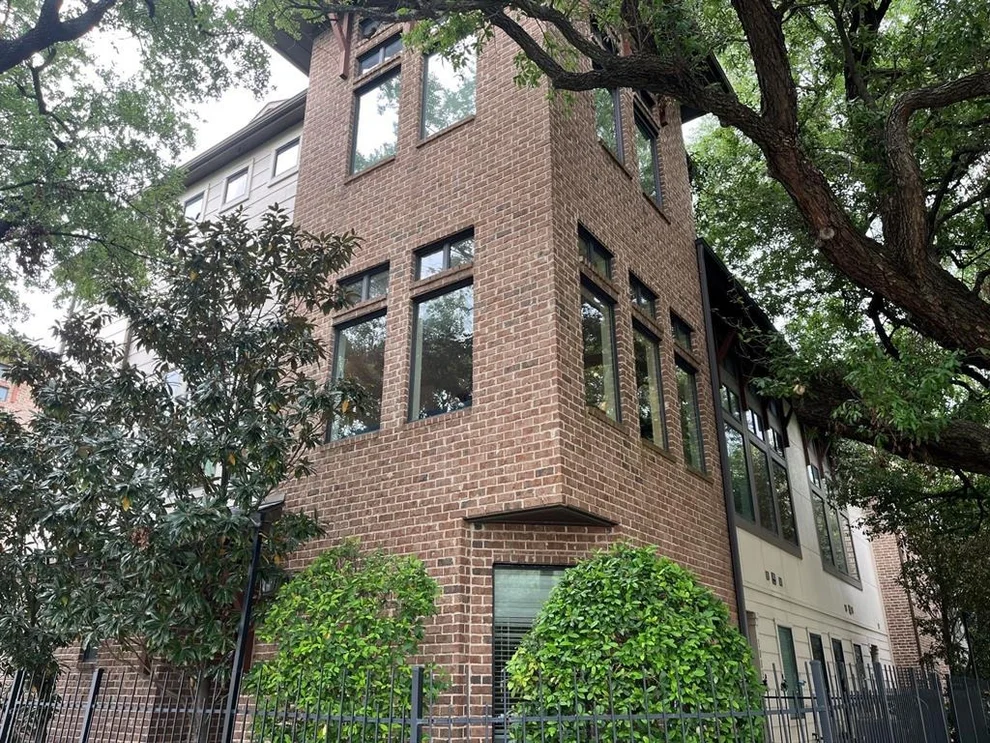 Unit for sale at 1901 Summer Street, Houston, TX 77007