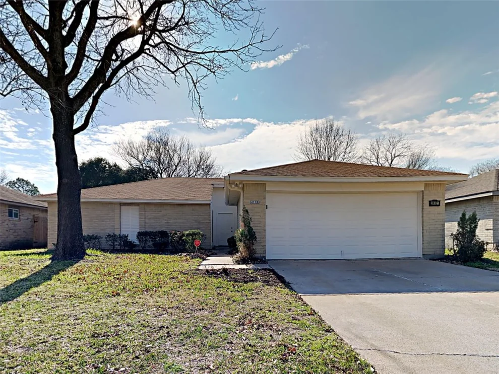 Unit for sale at 24031 Griffin House Lane, Katy, TX 77493
