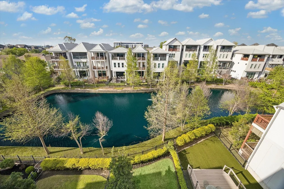 Unit for sale at 1235 W 15 1/2 Street, Houston, TX 77008