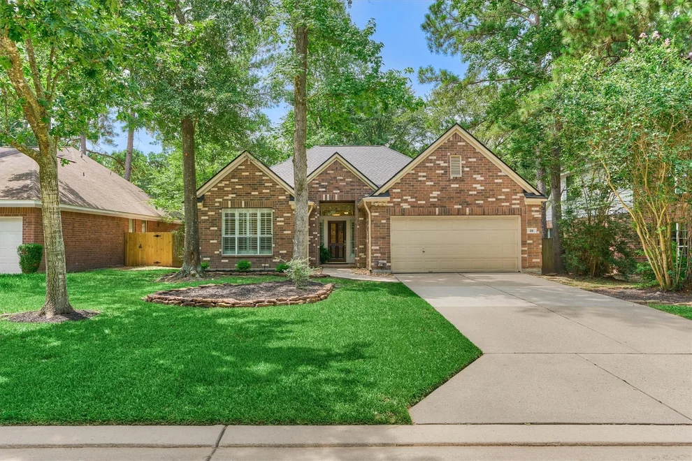 Unit for sale at 59 S Lace Arbor Drive, The Woodlands, TX 77382