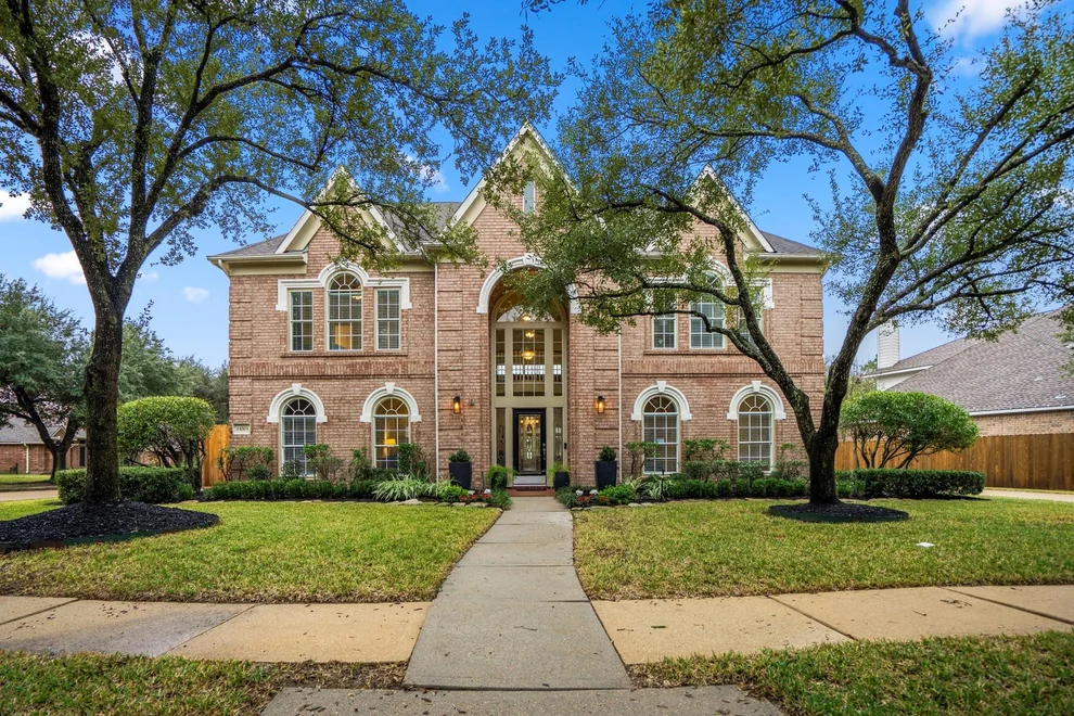 Unit for sale at 13003 Fox Brush Lane, Houston, TX 77041