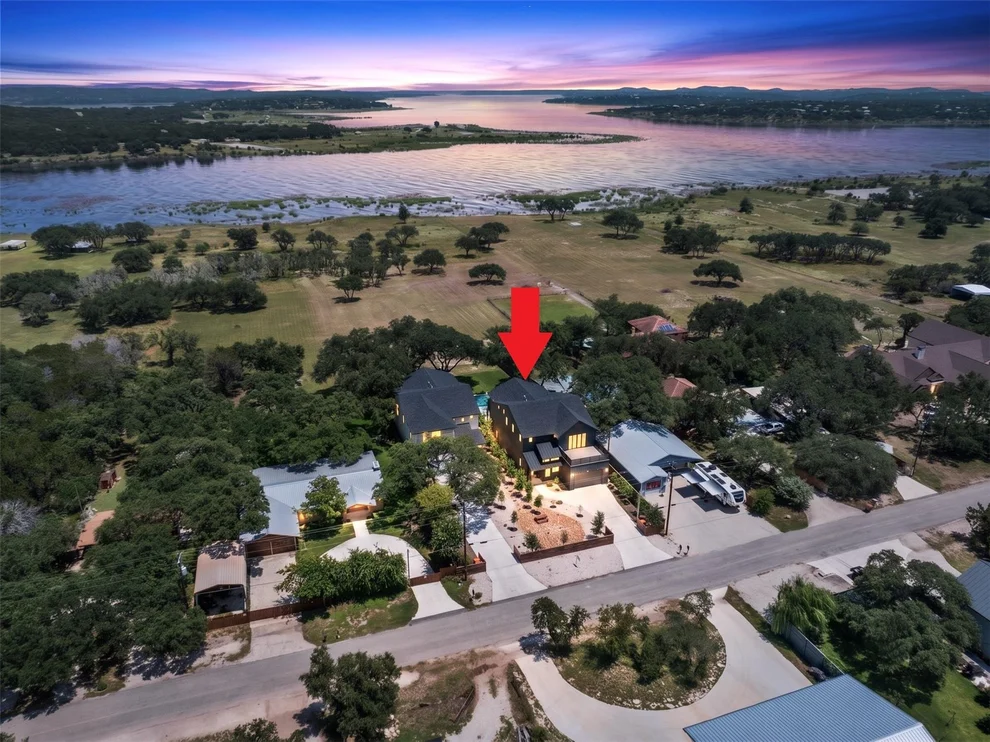 Unit for sale at 2854 Lakeshore Drive, Canyon Lake, TX 78133