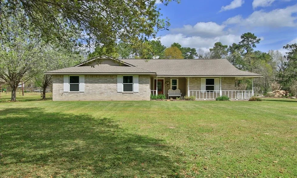 Unit for sale at 29510 Dan Road, Magnolia, TX 77354