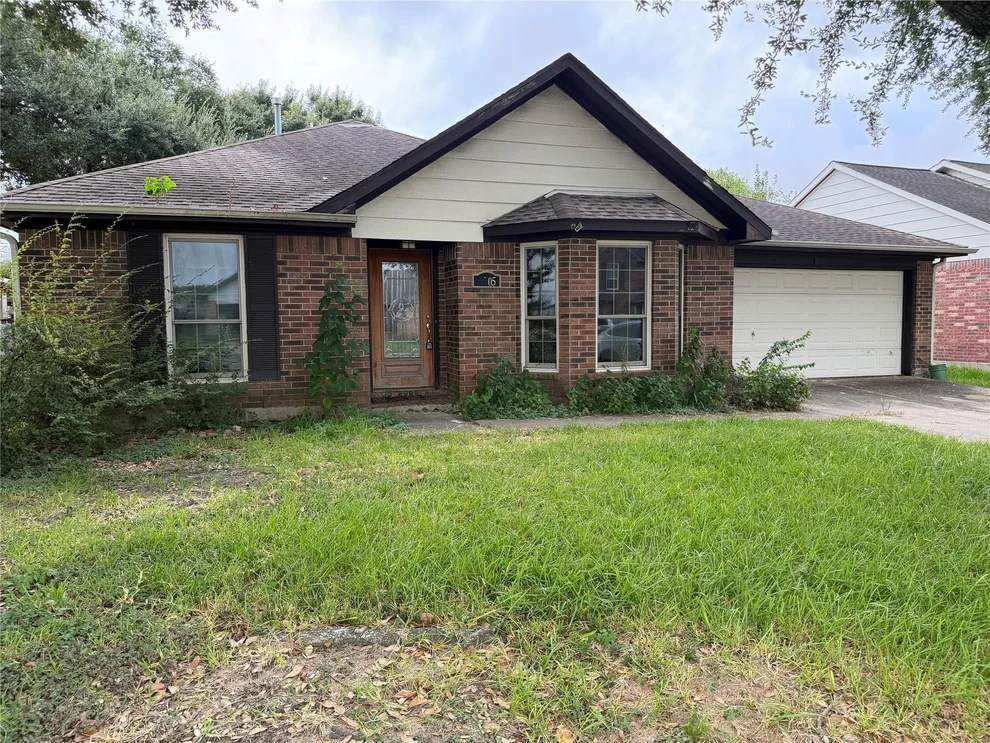 Unit for sale at 4905 Glenview Drive, La Porte, TX 77571