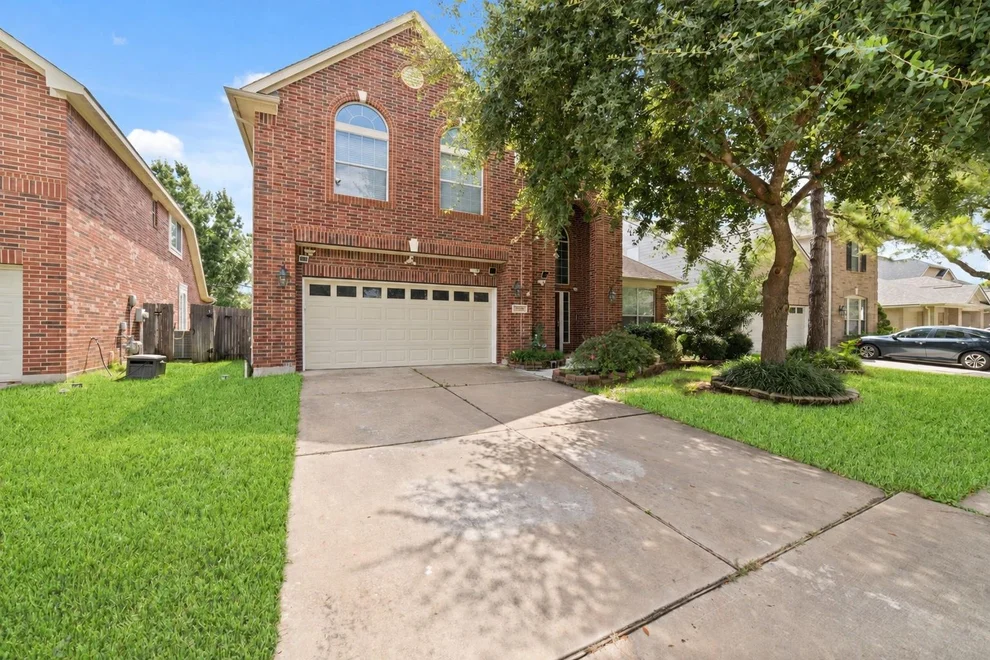 Unit for sale at 9722 Eagle Peak Court, Katy, TX 77494