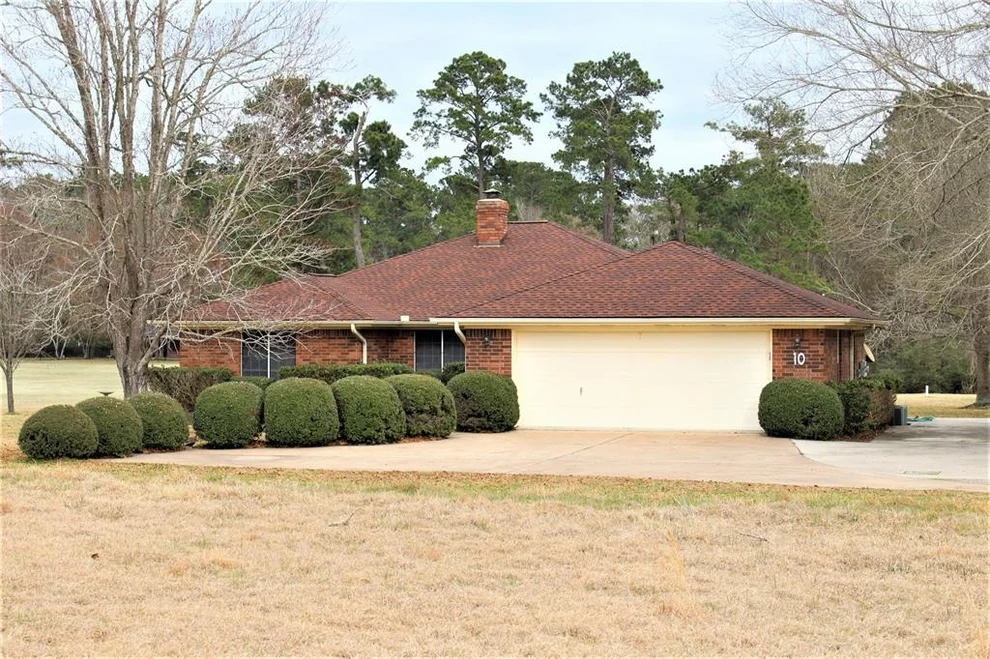 Unit for sale at 98 Hillcrest, Trinity, TX 75862