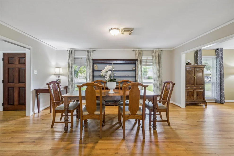 Unit for sale at 5114 Kinglet Street, Houston, TX 77035
