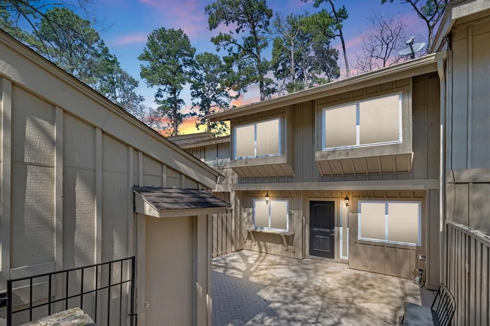 Unit for sale at 2326 W Settlers Way, The Woodlands, TX 77380