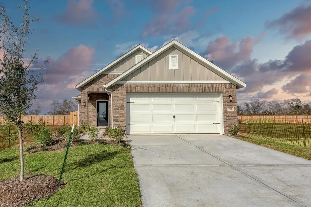 Unit for sale at 739 Hidden Meadow Street, Bonney, TX 77583