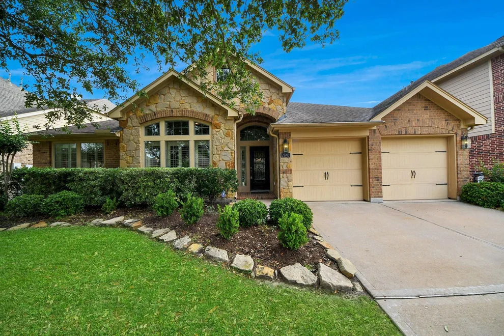 Unit for sale at 28010 Hollyfare Drive, Katy, TX 77494