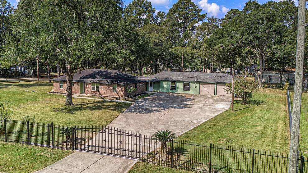 Unit for sale at 31803 Pleasant Valley Road, Magnolia, TX 77354