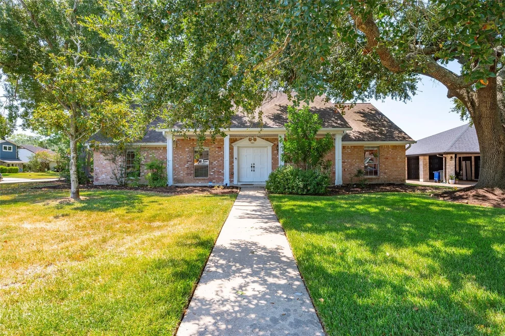 Unit for sale at 501 Audubon Street, League City, TX 77573