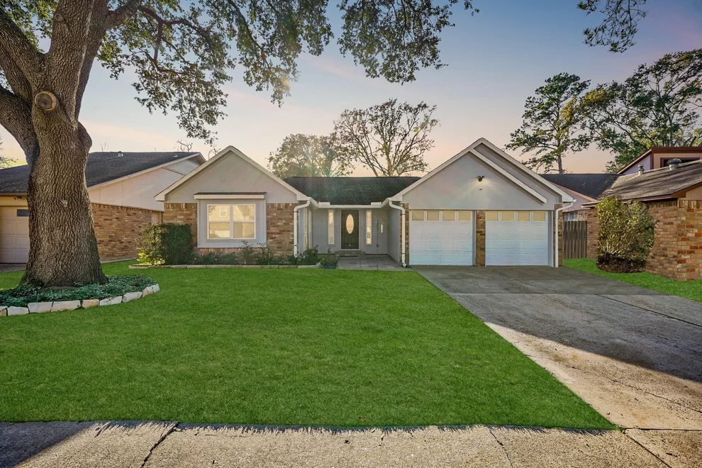 Unit for sale at 5319 Prairie Creek Drive, Houston, TX 77084