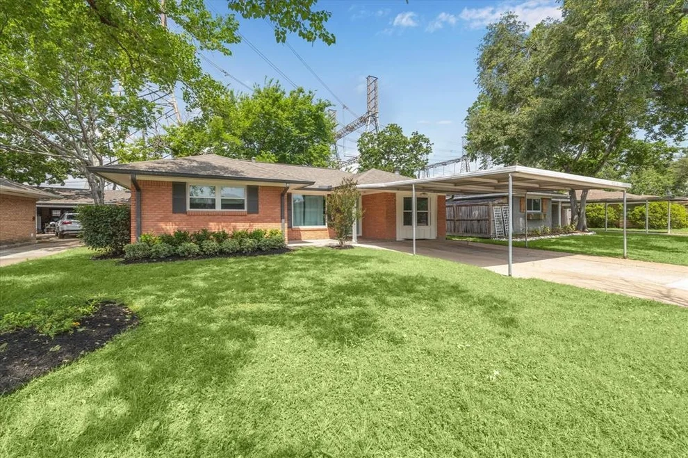 Unit for sale at 3023 Guese Road, Houston, TX 77018