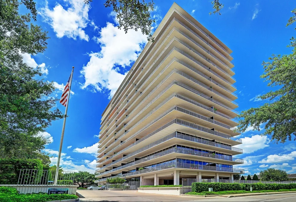 Unit for sale at 2200 Willowick Road, Houston, TX 77027