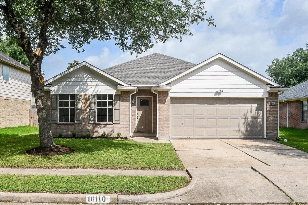 Unit for sale at 16110 Darwood Court, Houston, TX 77083