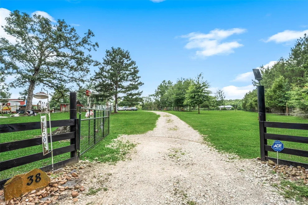 Unit for sale at 38 Merino Drive, Huntsville, TX 77340