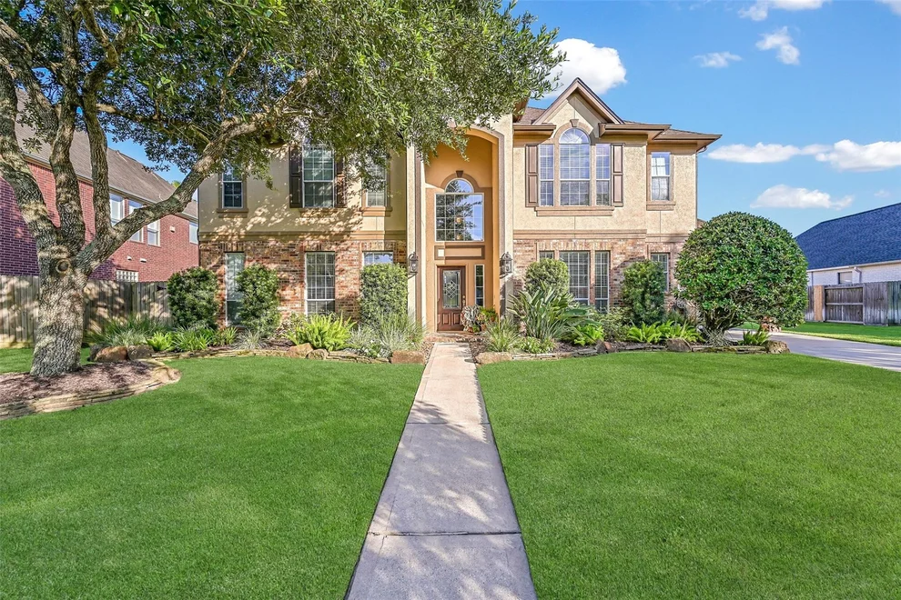 Unit for sale at 1607 Cascade Falls Drive, Friendswood, TX 77546