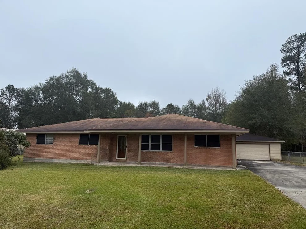 Unit for sale at 411 E Stadium Street, Kirbyville, TX 75956