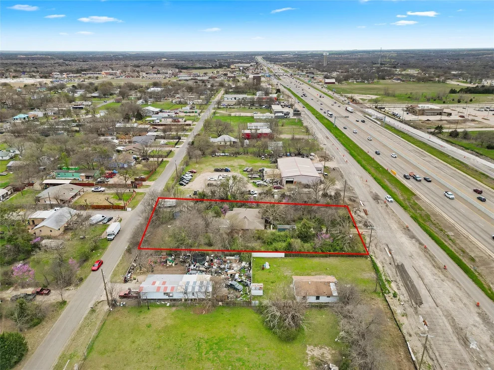 Unit for sale at 410 Ellis Avenue, Red Oak, TX 75154