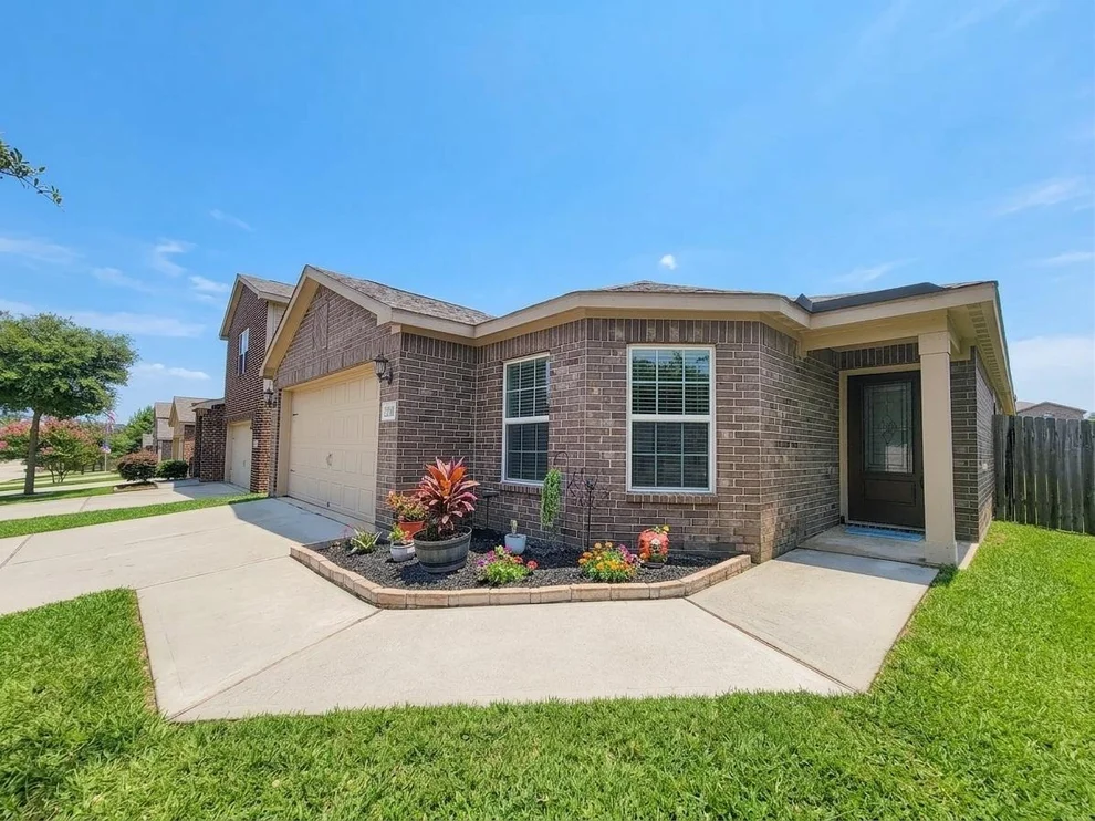 Unit for sale at 21306 Slate Bend Drive, Hockley, TX 77447