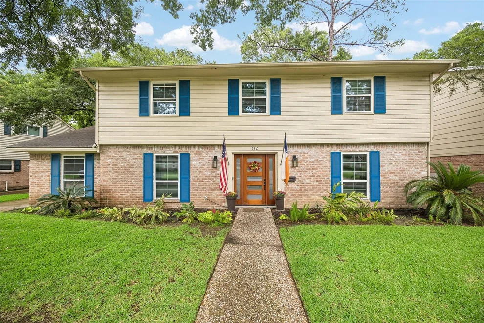 Unit for sale at 542 Winter Oaks Drive, Houston, TX 77079