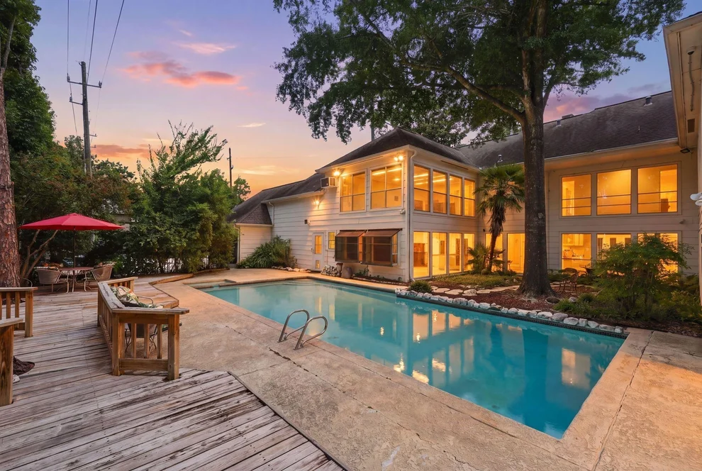 Unit for sale at 5610 Fountainbridge Lane, Houston, TX 77069