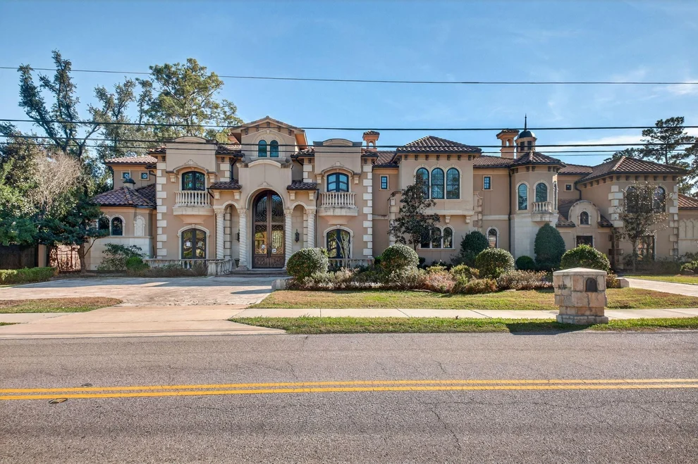 Unit for sale at 11117 Beinhorn Road, Houston, TX 77024