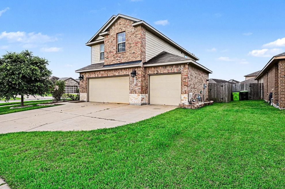 Unit for sale at 2430 Gaspee Point, Missouri City, TX 77489