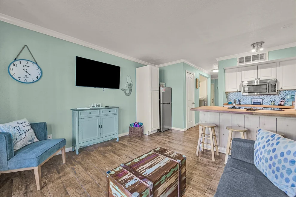 Unit for sale at 6300 Seawall Blvd Boulevard, Galveston, TX 77551