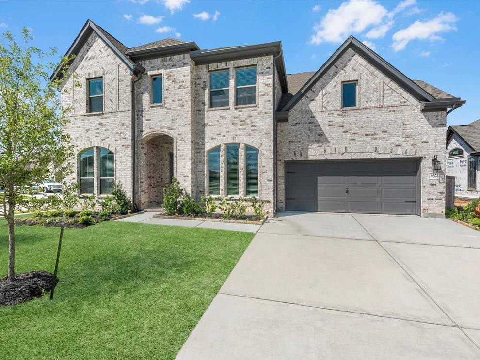 Unit for sale at 3022 Shelly Bayou Court, League City, TX 77573