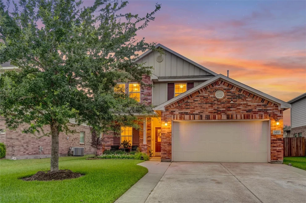 Unit for sale at 7907 Beryl Court, Texas City, TX 77591