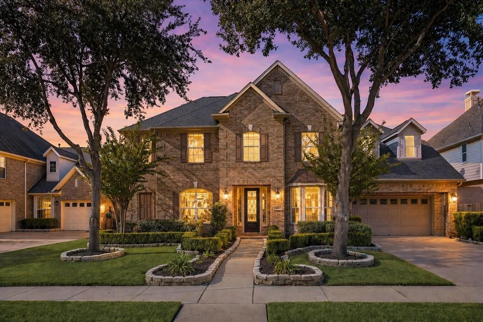 Unit for sale at 410 Mcallister Avenue, Sugar Land, TX 77479