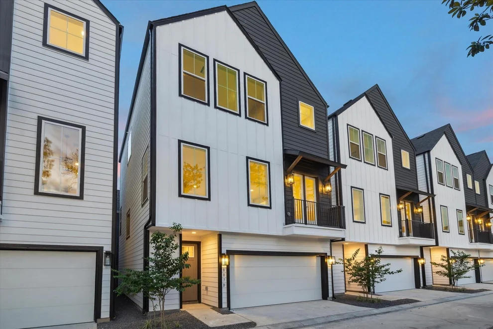 Unit for sale at 807 Martin Street, Houston, TX 77018