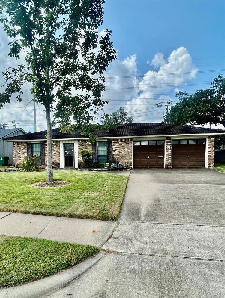 Unit for sale at 6539 Cindy Lane, Houston, TX 77008